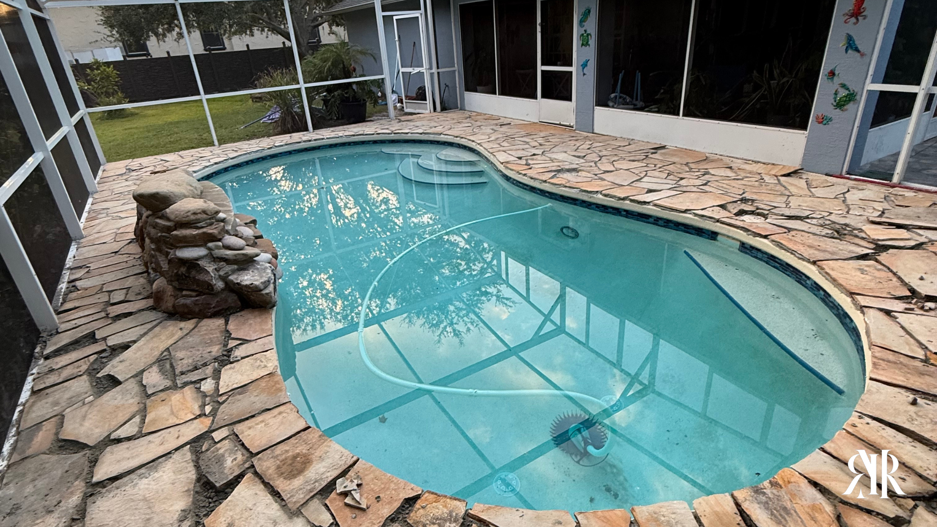 Curved Stone Pool Deck